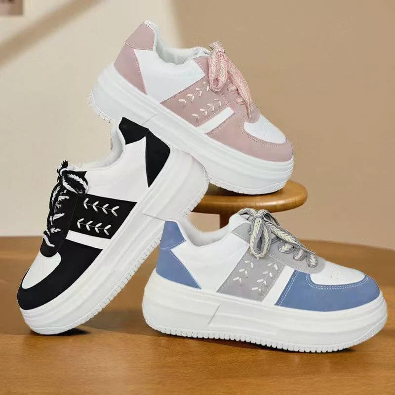 Luli sneaker2